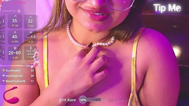 Somya_69's Live XXX Chat