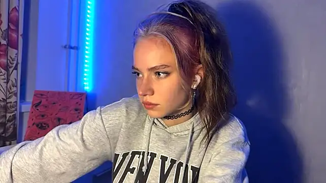 LydaDrozdenko's Live XXX Chat