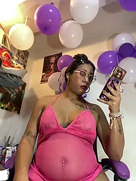 XXX chat uživo modela GoddessAlix