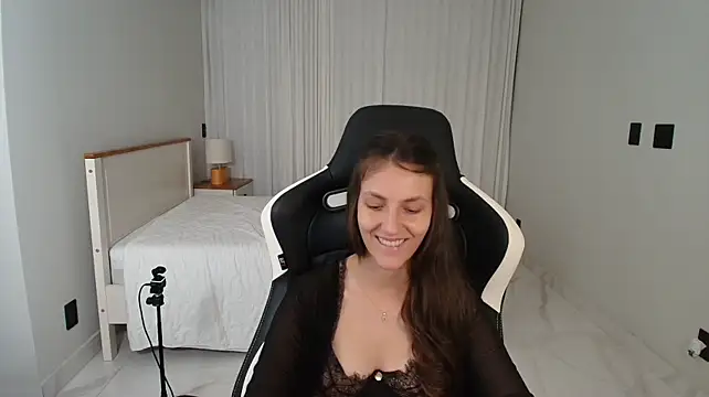 upssnowy Chat XXX live