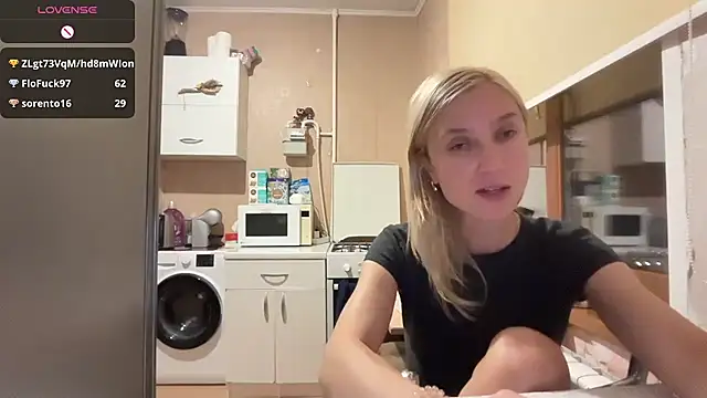 AngelJeni Chat XXX in diretta