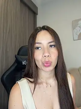 Tamaraserra 现场XXX聊天