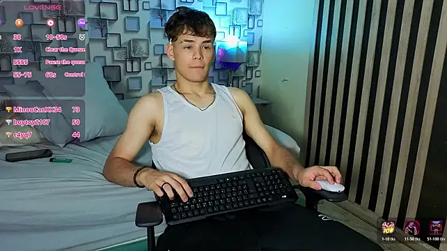 XXX chat uživo modela LoganSteel_
