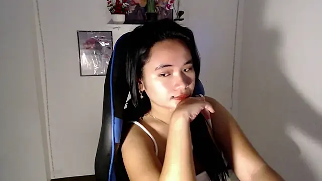 Slutty_Lauraxx Chat XXX live