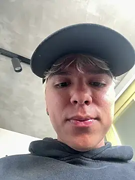 XXX chat uživo modela DarkoFranko