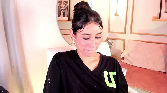 Nanami_'s Live XXX Chat