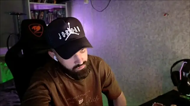_Serious_Man Chat XXX live