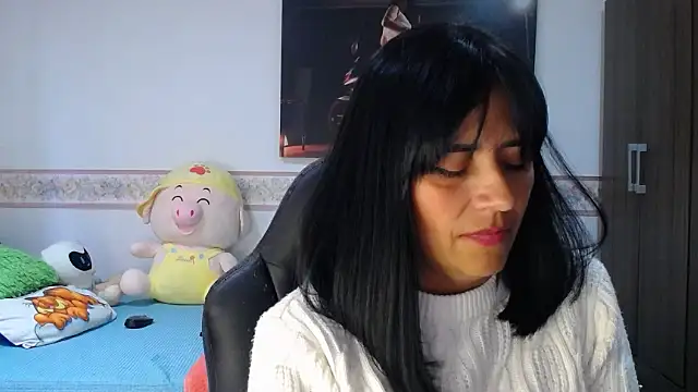 sharoon_cheerry's Live Chat Room
