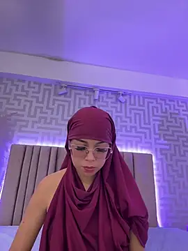 naishaa_のライブXXXチャット