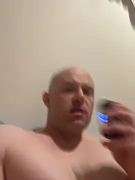 Show modela BisexualMen1993 na web-kameri