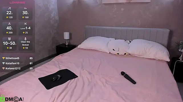 Chat +18 de Cirilla_Rose ao vivo