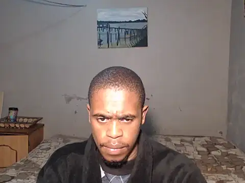 Frank_X_Husle Adlı Modelin Canlı XXX Sohbeti