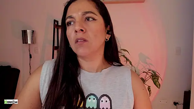 urcute_kitten – Live XXX-chat