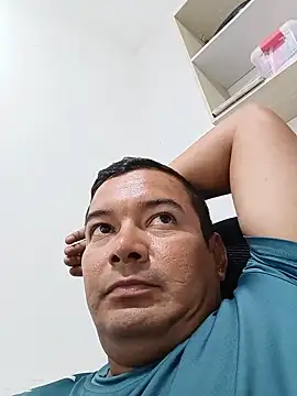 Romeo_sex15 Adlı Modelin Canlı XXX Sohbeti