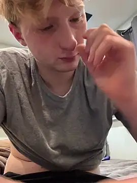 Novvikk88 XXX чат на живо