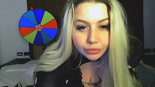 KaylaBossDoll's Live XXX Chat