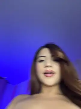 Онлайн чат XXX amber_ec