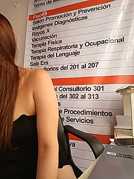 Alejandra_N Chat XXX live