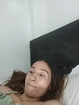 isaa- Chat XXX live