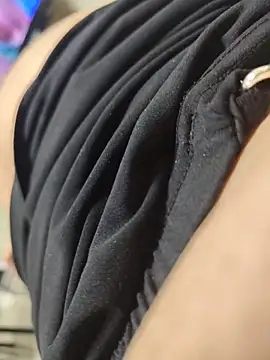 Chat +18 de dayanesexxy ao vivo