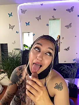 Lia-mitch Chat XXX live