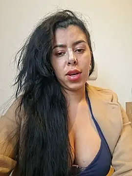 Luianna Live XXX-chat