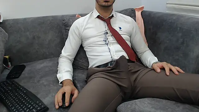Naughtb0y Obrolan Langsung XXX