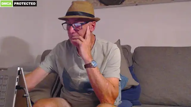 bluedae1 Chat XXX live