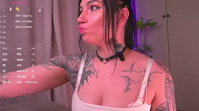 nut_rush's Live XXX Chat