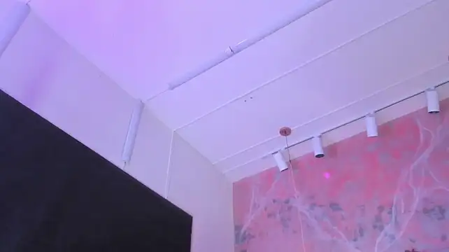 ValerySex_ Adlı Modelin Canlı XXX Sohbeti