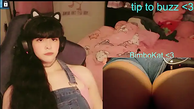 XXX chat uživo modela BimboCat