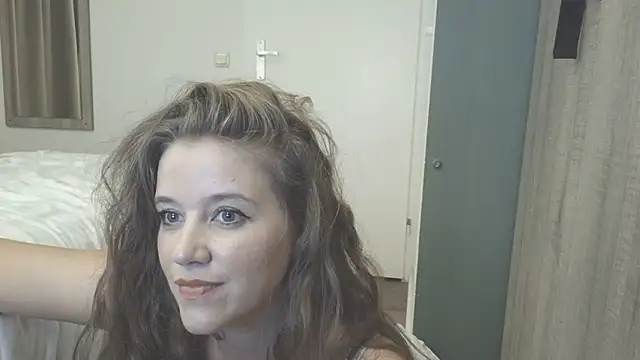 Neonstar Live XXX Chat