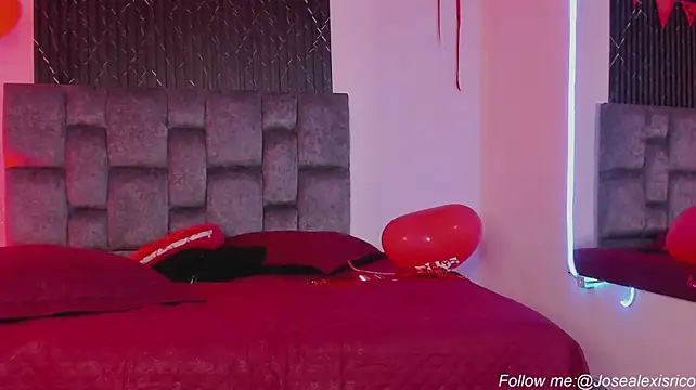 Alexxus_Smith Live XXX-Chat