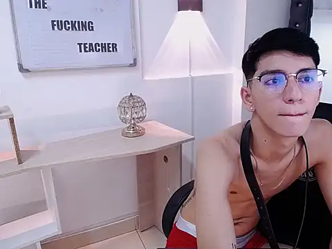 Nicolas_Rosenthal Chat XXX live
