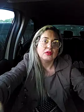 Chat +18 de BellaFortuneGaucha ao vivo