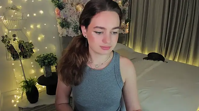 MiracleCurly Chat XXX live