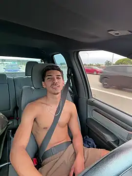 Živý XXX chat WavyAlloy30
