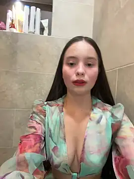 MiaJacksonn Adlı Modelin Canlı XXX Sohbeti