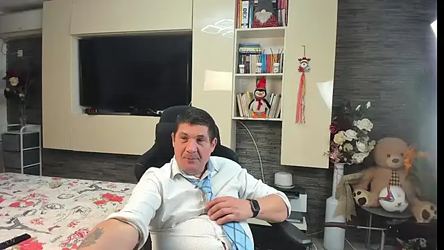 Živý XXX chat SpartacusDaddy48
