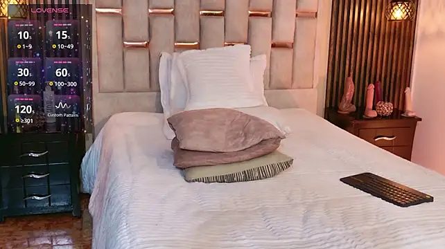 XXX chat uživo modela Nathan_Smith_