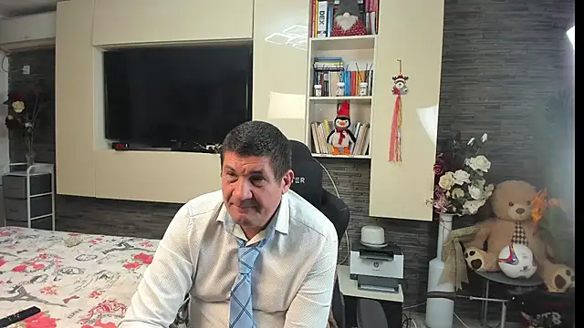 Chat +18 de SpartacusDaddy48 ao vivo