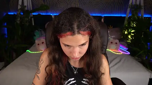 XXX chat uživo modela BabyFlowerr