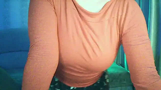 Chat XXX ao vivo de MoodieMira
