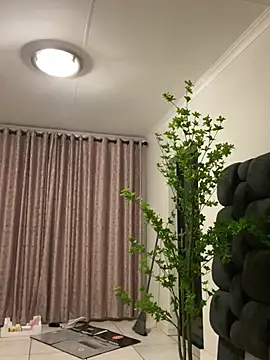 RainBougie Live XXX-Chat