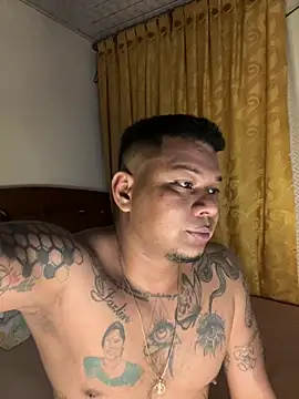 Saipuer31 Live XXX-chat