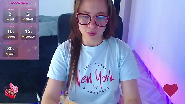 SharonR1 Chat XXX live