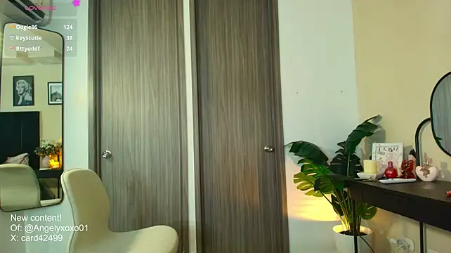 Angely_Sweet Adlı Modelin Canlı XXX Sohbeti