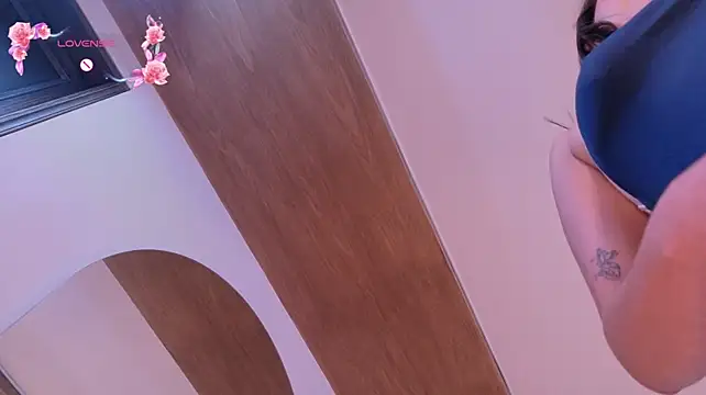 RenataLeclair Chat XXX live