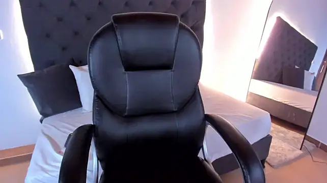 ninfomaria_ Chat XXX live