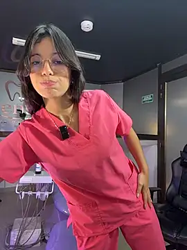 Chatroom XXX en direct de iris_cuteface
